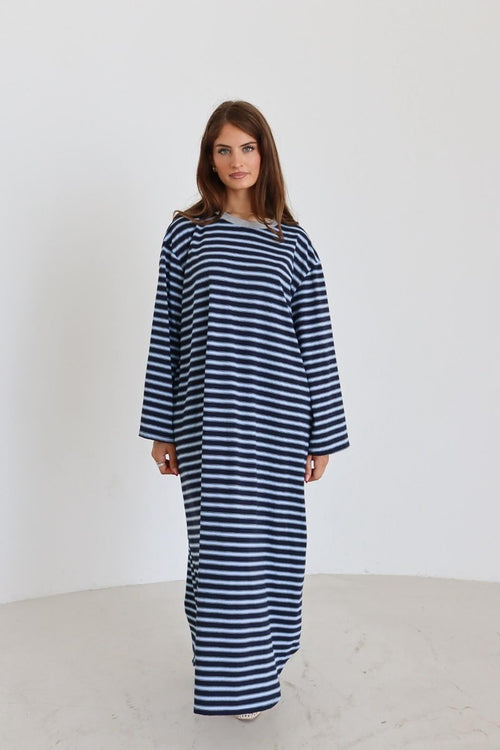 Comfy Kleid