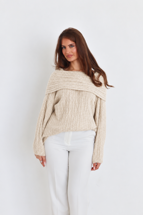 Strickpullover mit breitem Schulterkragen