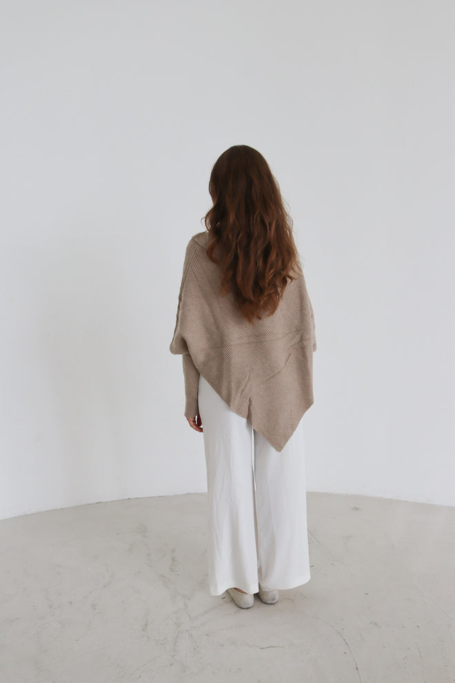 Lina Poncho Pullover