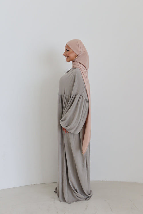 Noor Abaya