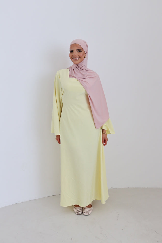 Noura Kleid